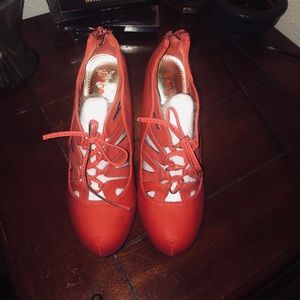 BAMBOO OLISA-35 RED, BLACK,ZIP BACK WOMENS HEELS !